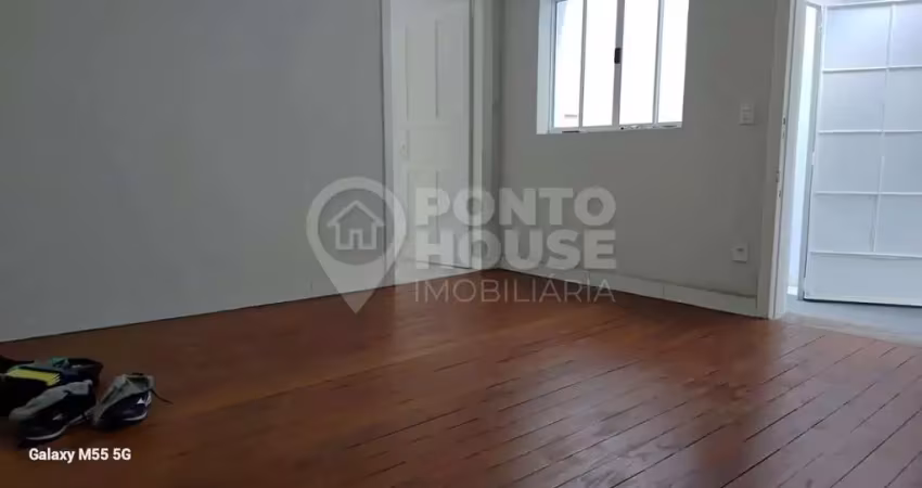 Sobrado à venda de 103 m², com 2 dormitórios e 1 vaga no bairro Vila Mariana
