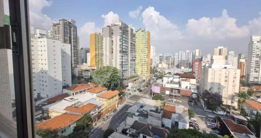 Apartamento à venda de 93m², no Paraíso de 2 dormitórios, living, 1 vaga