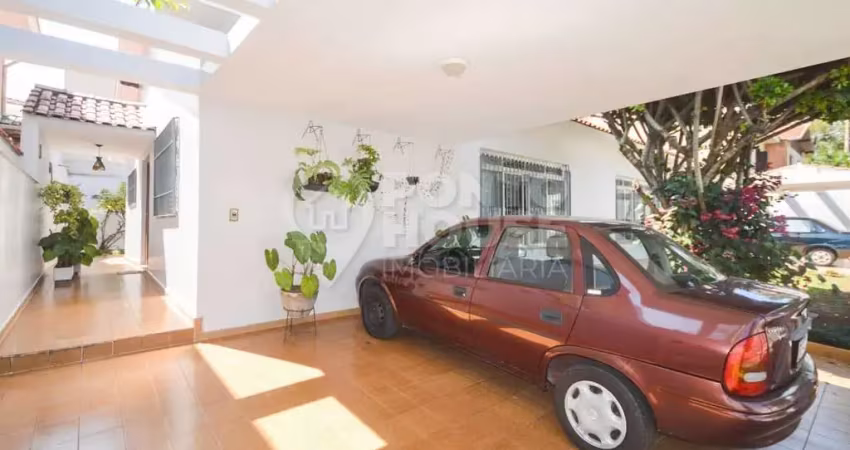 Casa Térrea à Venda no Planalto Paulista 4 Dormitórios, 4 Vagas, 420 m² terreno
