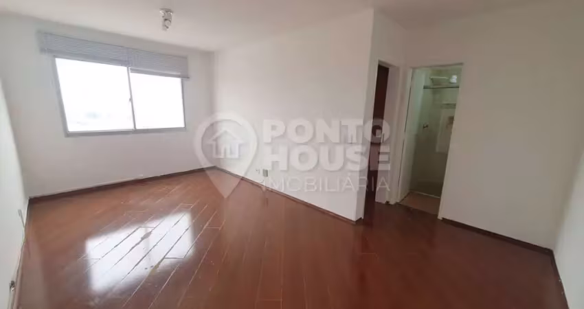 Apartamento à venda, 1 dormitório e 1 vaga; 2 quadras do metrô saúde