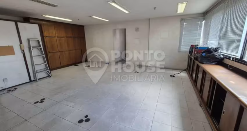 Sala comercial à venda, mirandópolis, 350m² do metrô praça da árvore.
