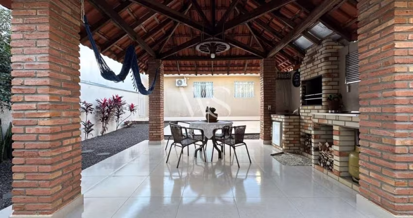 Casa com 3 quartos à venda na Rua Gramado, 557, Coqueiral, Cascavel