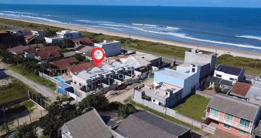 Casa com suíte 27 metros do mar em Matinhos
