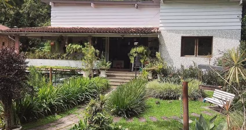 CASA COM 4 DORMITÓRIOS À VENDA, 250 M² POR R$ 980.000,00 - MONTE OLIVETI - GUAPIMIRIM/RJ