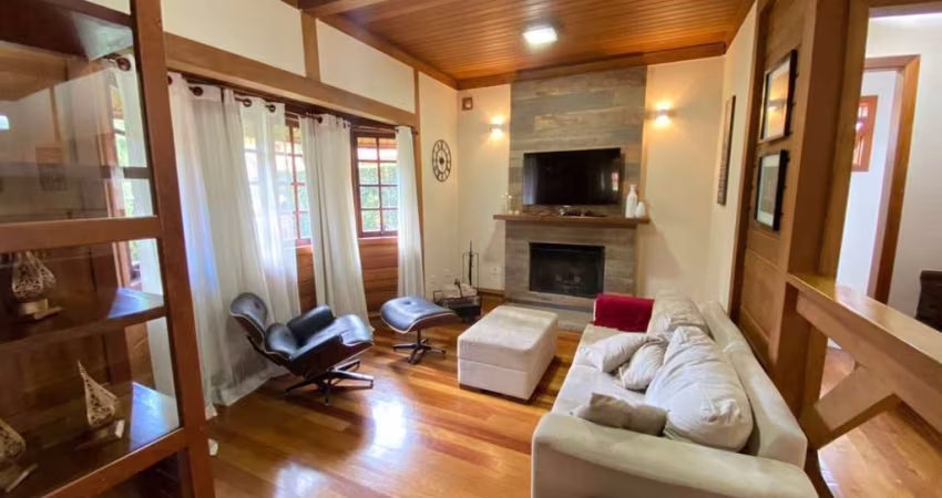 CASA À VENDA, 200 M² POR R$ 1.100.000,00 - VARGEM GRANDE - TERESÓPOLIS/RJ