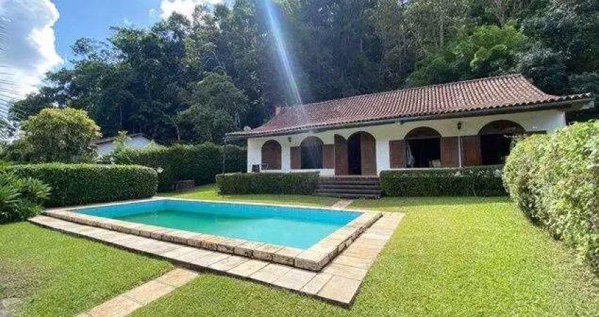 CASA À VENDA, 379 M² POR R$ 850.000,00 - ALBUQUERQUE - TERESÓPOLIS/RJ