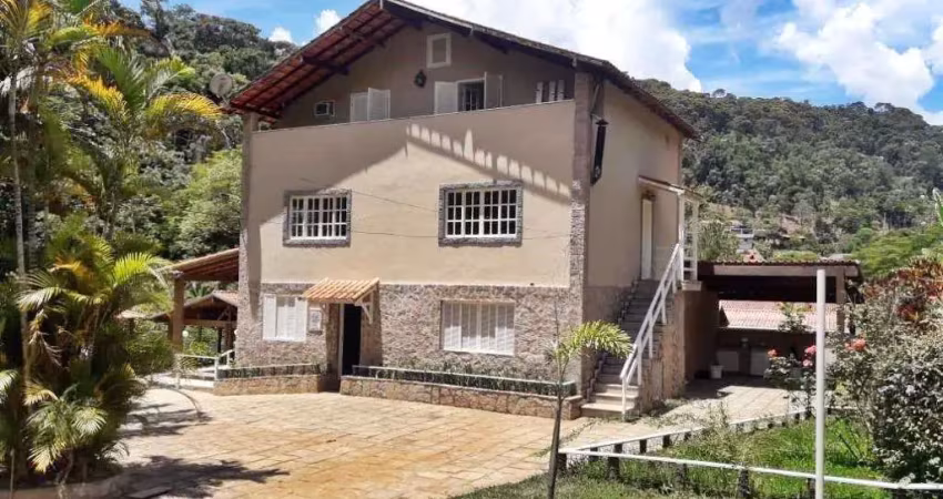 CASA À VENDA, 500 M² POR R$ 1.300.000,00 - PESSEGUEIROS - TERESÓPOLIS/RJ