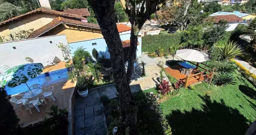 CASA À VENDA, 550 M² POR R$ 1.800.000,00 - GOLFE - TERESÓPOLIS/RJ
