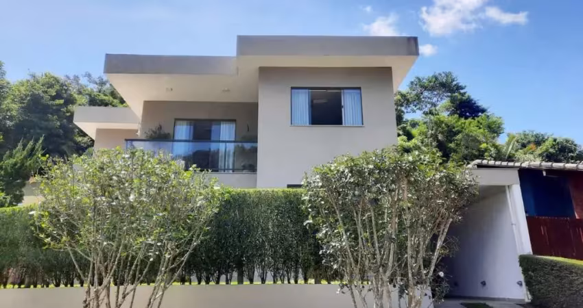 Casa com 3 dormitórios à venda, 171,10 m² por r$ 890.000,00 - vargem grande - teresópolis/rj