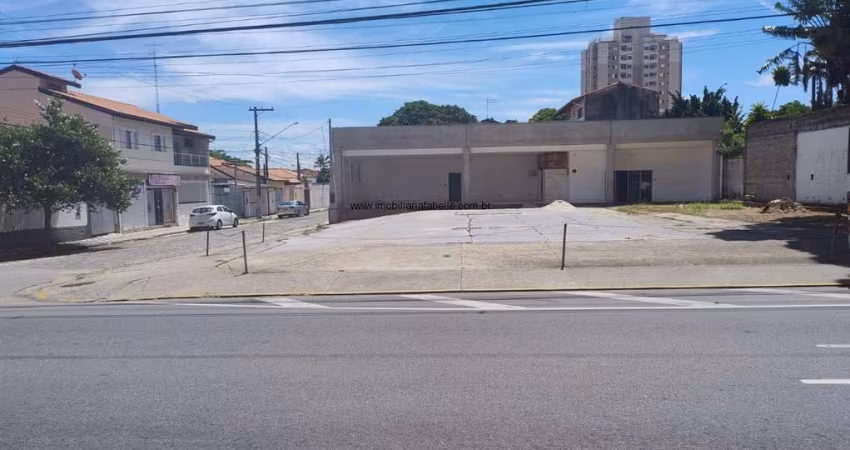 Terreno à venda na Rua Barão de Jacareí, 757, Centro, Jacareí