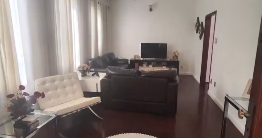 Casa com 3 quartos à venda na Rua Siqueira Campos, Vila Santa Cruz, São José do Rio Preto