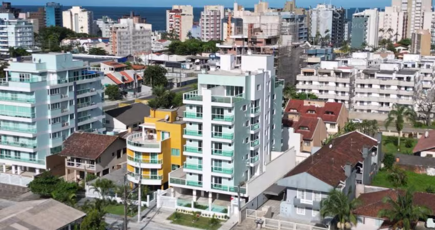 Apartamento com 2 suítes em Caiobá  -  Ed. La Roca
