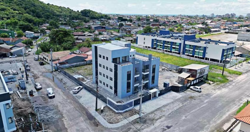 Ap em Caiobá com 2 quartos (1 suíte) - novo e moderno