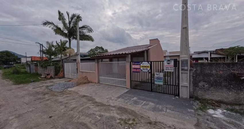 Casa em Rio da Onça  -  Matinhos