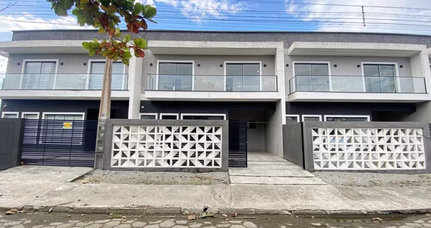 Sobrado em Praia Grande  -  Matinhos