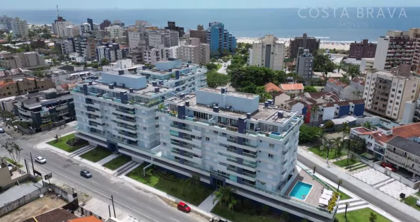 Cobertura Exclusiva com Vista Panorâmica para as Montanhas