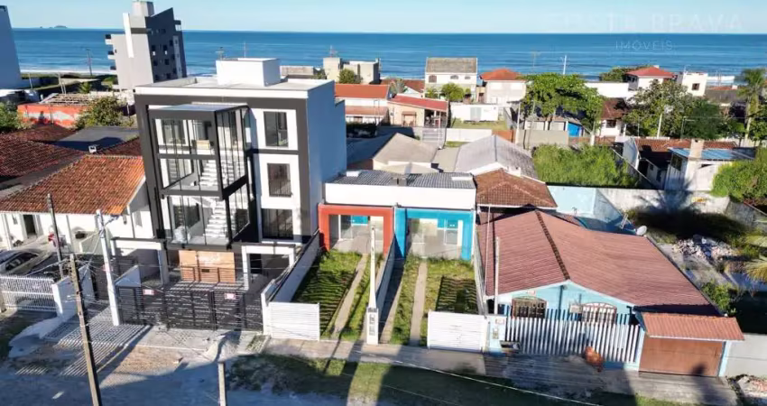 Casa em Perequê  -  Matinhos