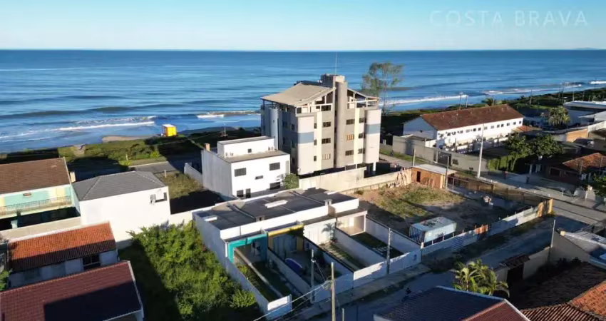 Casa em Perequê  -  Matinhos