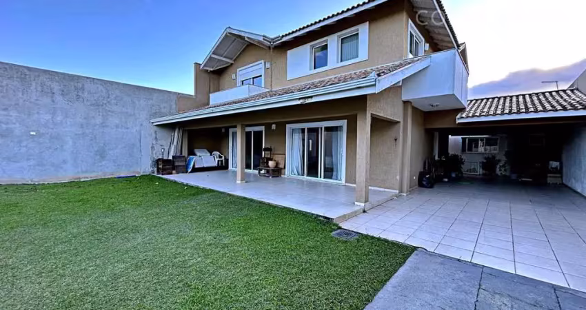 Casa com 5 quartos à venda na Avenida Bandeirantes, 49, Caiobá, Matinhos