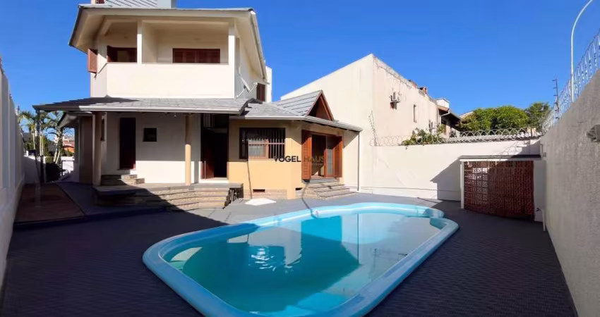 Casa, 4 dormitórios, 3 vagas. Centro- Canoas RS