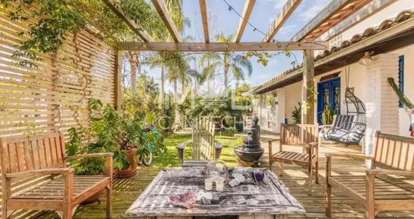 Casa com 5 quartos à venda na Avenida dos Coqueiros, 667, Daniela, Florianópolis