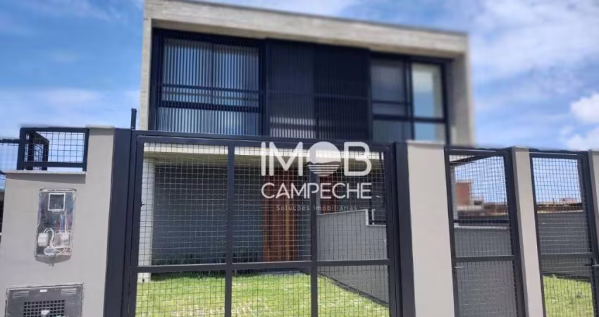 Casa com 3 Quartos a 500 metros da praia