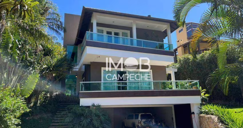 Casa com 4 quartos na Lagoa da Conceição.