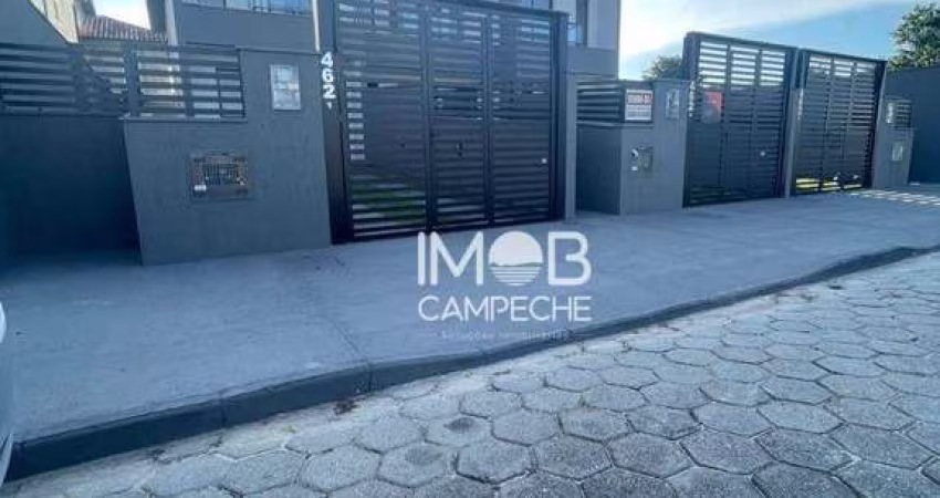 Casa com 2 dormitórios à venda, 117 m² por R$ 950.000,00 - Campeche - Florianópolis/SC