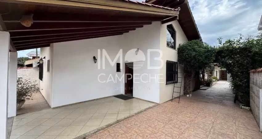 Casa com 4 quartos à venda na Rua Sabino Anísio da Silveira, 998, Campeche, Florianópolis