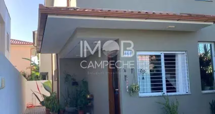Casa com 2 quartos à venda na Rua José Elias Lopes, 462, Campeche, Florianópolis