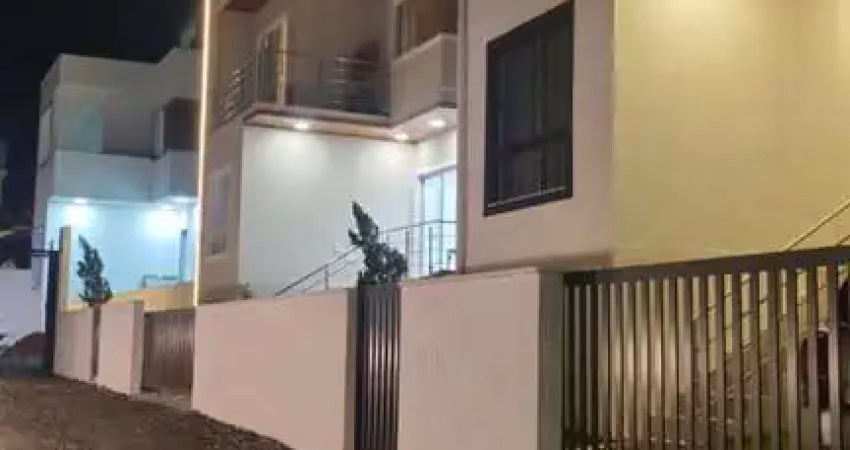 Casa para venda em florianópolis, santinho, 3 dormitórios, 1 suíte, 1 banheiro, 3 vagas