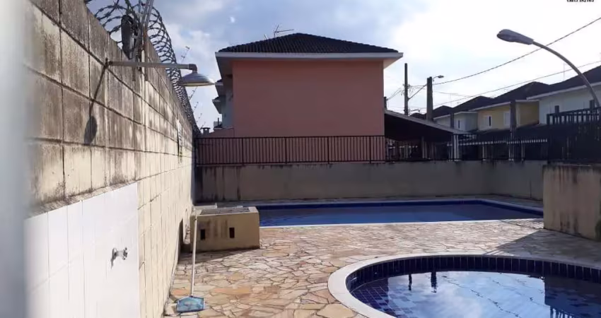 Venda - Casa 03 Quartos em Condomínio - Zona Sul