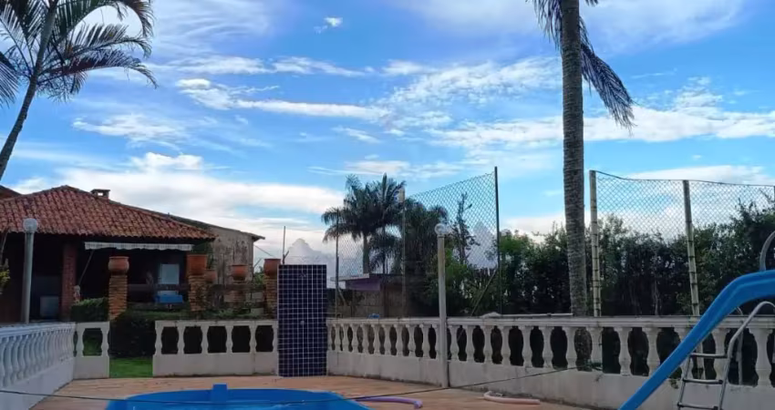 Linda chácara em ibiúna!!!!  um lugar passar momentos inesquecíveis com sua família!!!!