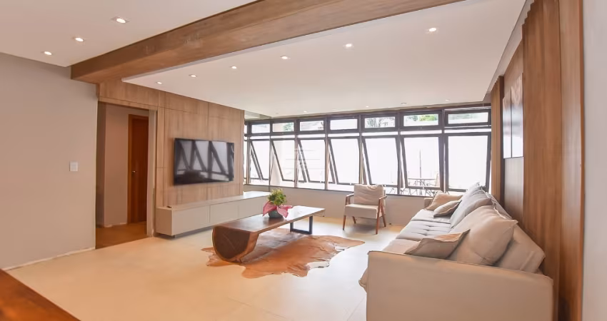 LINDA CASA COM 4 QUARTOS, SENDO 2 SUÍTES, NO JARDIM BOTÂNICO