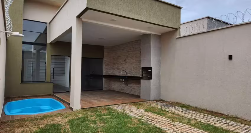 CASA DE RUA TRINDADE Casa de Rua com 3 Quarto(s) e 3 banheiro(s) à Venda, 125 por R$ 350.000 no setor Setor Cristina II Expansão AU12246