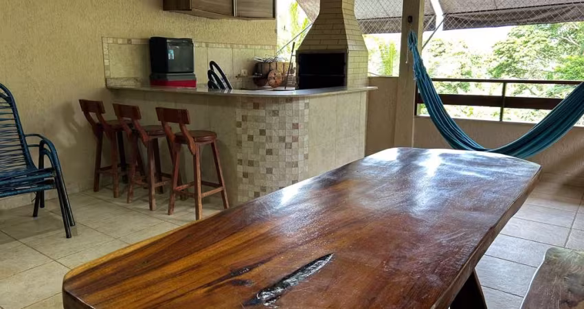 SOBRADO NO CRIMEIA LESTE Sobrado com 3 Quarto(s) e 3 banheiro(s) à Venda, 493.24 por R$ 930.000 no setor Setor Criméia Leste AD17823
