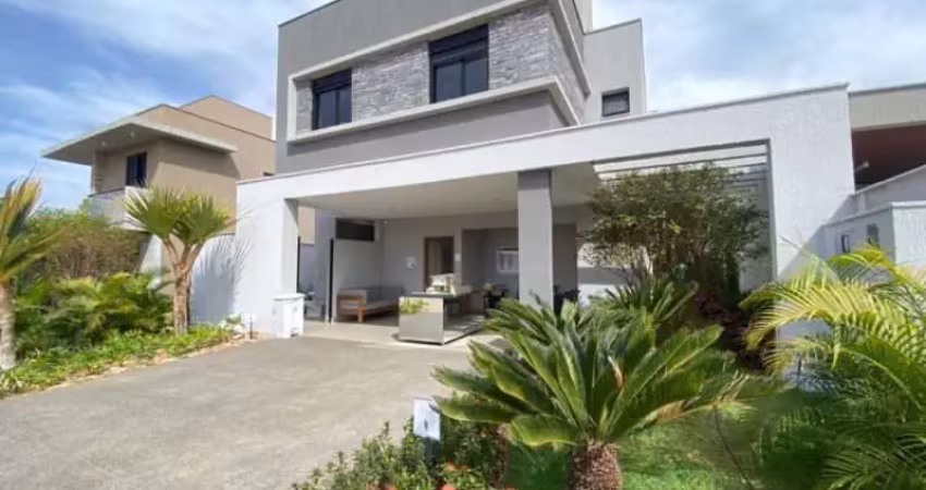 Ágio Casa Sobrado Jardins Lyon Casa em Condomínio com 3 Quarto(s) e 4 banheiro(s) à Venda, 166.18 por R$ 1.323.000 no setor Setor Centro Oeste FL17885