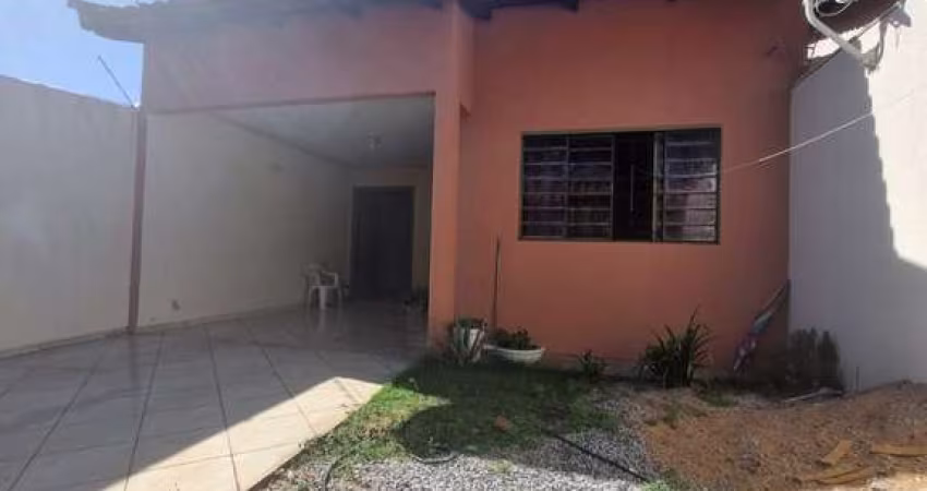 Casa Jardim Planalto Casa de Rua com 3 Quarto(s) e 2 banheiro(s) à Venda, 116 por R$ 550.000 no setor Jardim Planalto IN18869