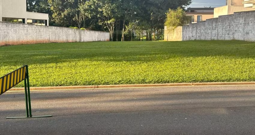 LOTE NO ALPHAVILLE CRUZEIRO Lote à Venda, 886 por R$ 4.500.000 no setor Residencial Alphaville Flamboyant AX19898