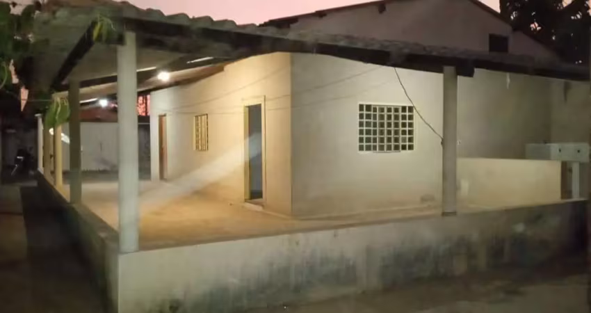 Casa no setor buriti sereno casa de rua com 3 quarto(s) e 1 banheiro(s) à venda, 400 por r$ 450.000 no setor jardim buriti sereno in23495