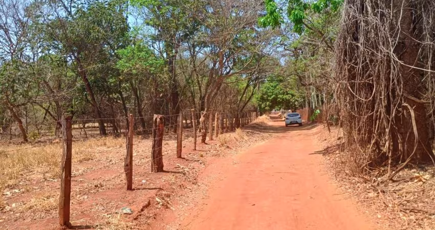 Área 3940 m² região noroeste  Área / Terreno à Venda, 3940 por R$ 600.000 no setor Parque Maracana AD23776