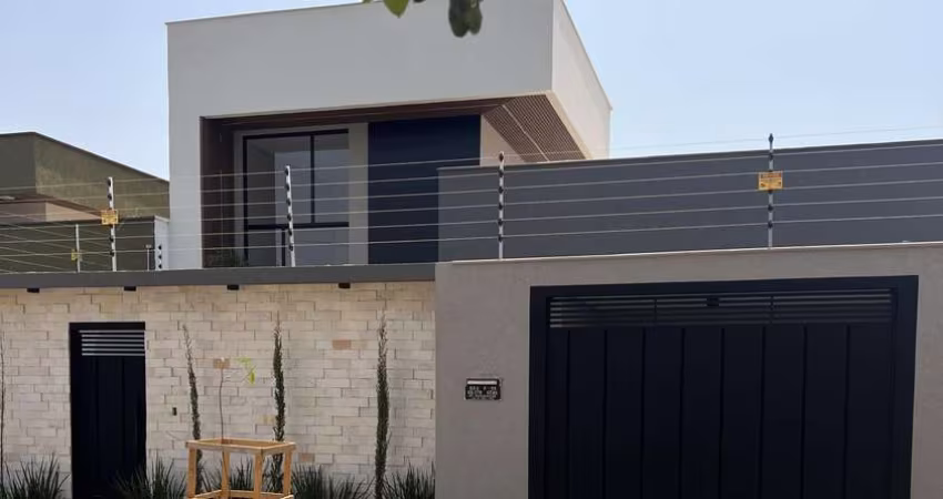 Casa Alto Padrão Faiçalville Casa de Rua com 3 Quarto(s) e 4 banheiro(s) à Venda, 420 por R$ 1.500.000 no setor Setor Faicalville AD23871
