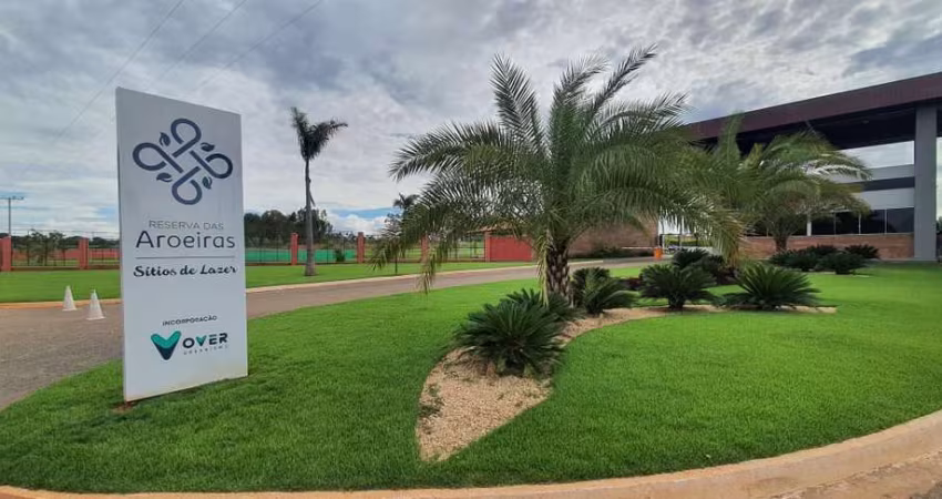 LOTE EM CONDOMÍNIO DE CHÁCARAS - RESERVA DAS AROEIRAS NA GO-020 Lote à Venda, 2000 por R$ 280.000 no setor Condomínio Reserva das Aroeiras FL24294