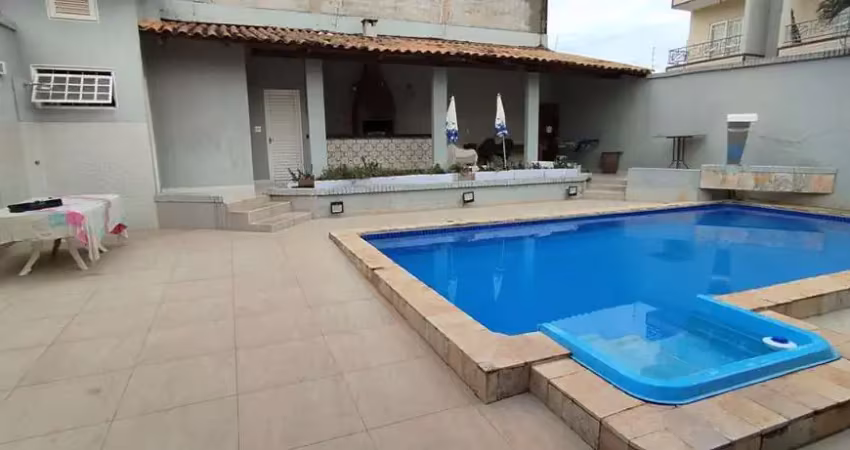 Casa 04 Quartos , Sendo 02 Suítes Americanas com Hidro  Casa de Rua com 4 Quarto(s) e 4 banheiro(s) à Venda, 305.61 por R$ 800.000 no setor Setor Sudoeste VN24497