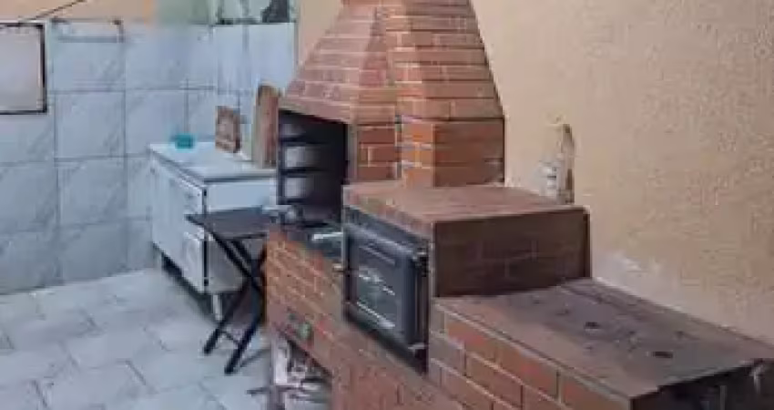 CASA COM 4 QUARTOS E DUAS KITNET Casa de Rua com 4 Quarto(s) e 3 banheiro(s) à Venda, 385 por R$ 600.000 no setor Jardim Planalto IN24816