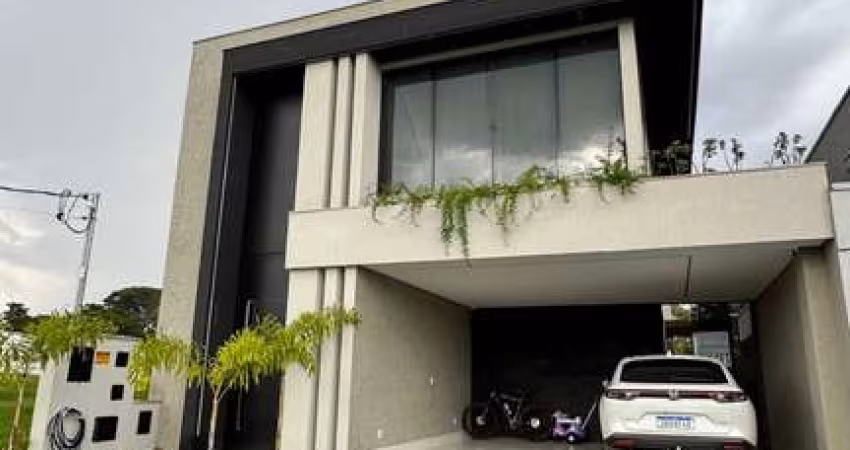 Casa Jardins Sevilha Casa em Condomínio com 3 Quarto(s) e 4 banheiro(s) à Venda, 250 por R$ 2.700.000 no setor Vila Rosa AD24925