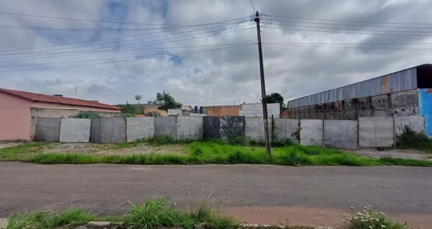 Área na região central de Aparecida de Goiânia. Área / Terreno à Venda, 938 por R$ 460.000 no setor Bairro Vera Cruz AD24974