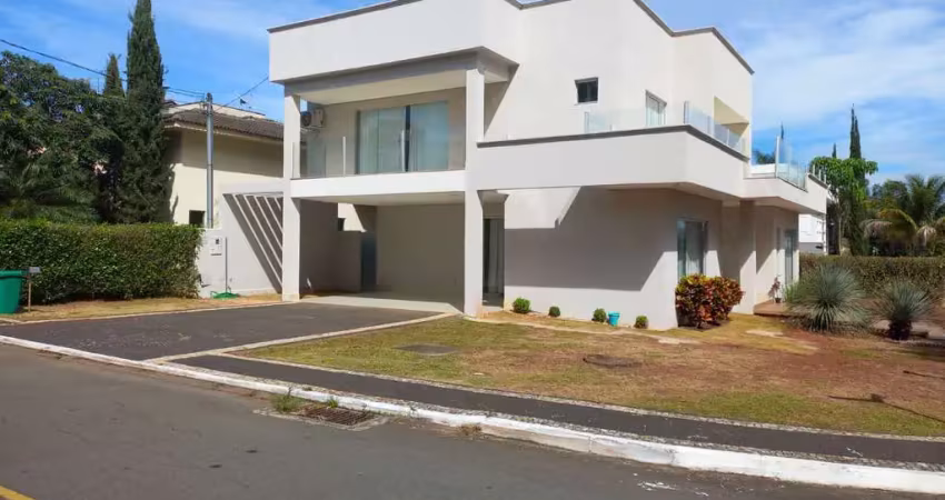 Sobrado de esquina jardins madri casa em condomínio com 4 quarto(s) e 5 banheiro(s) à venda, 413.58 por r$ 2.500.000 no setor jardins madri st25541