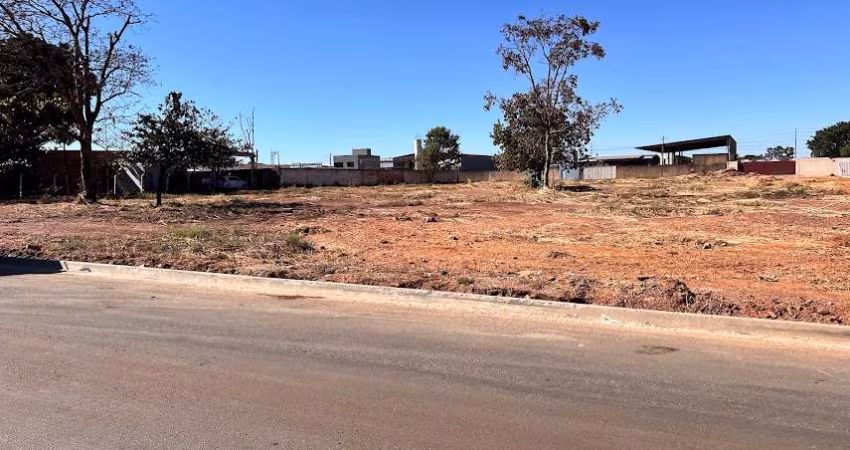 Area Comercial no Polo  Industrial de Senador Canedo Área / Terreno à Venda, 6000 por R$ 4.500.000 no setor Residencial Jardim Canedo SL25749