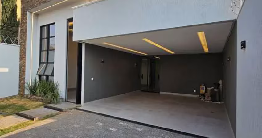 Casa de 03/4 Veredas dos Buritis Casa de Rua com 3 Quarto(s) e 3 banheiro(s) à Venda, 202 por R$ 1.300.000 no setor Residencial Vereda dos Buritis IN25916